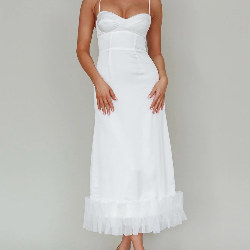 Selfie Leslie Ruffle Midi Dress